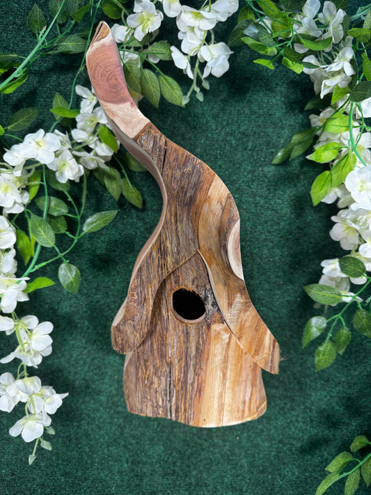 Eastern cedar birdhomes